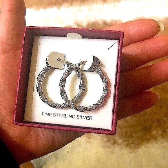 SIMPLY SILVER Sterling Silver hoops - Picture 2 of 6